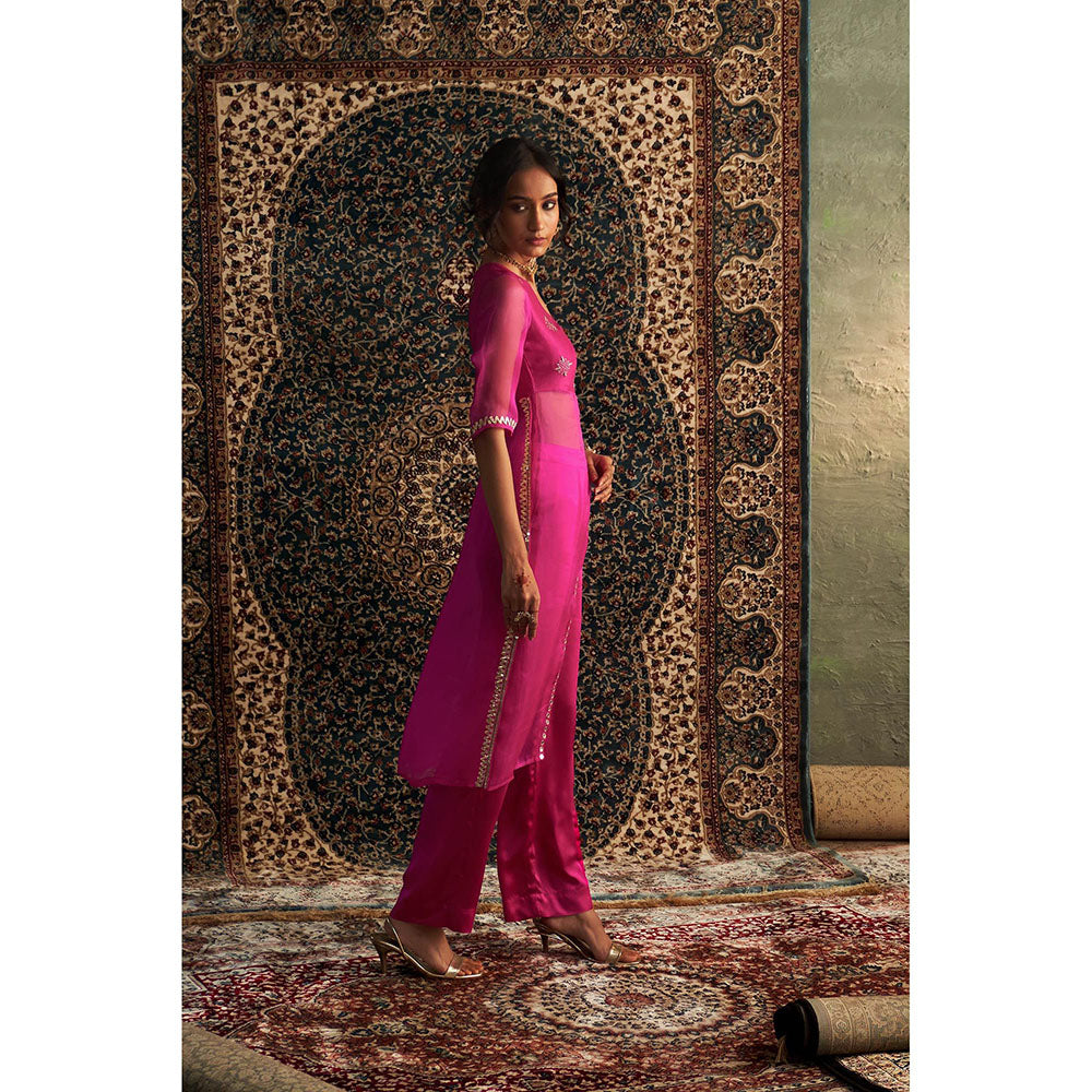 Charkhee Pink Prarambh Embroidered Straight Kurta with Pant (Set of 2)
