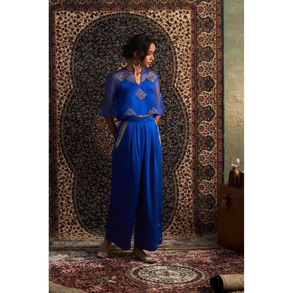 Charkhee Blue Neel Embroidered Co-Ord (Set of 3)