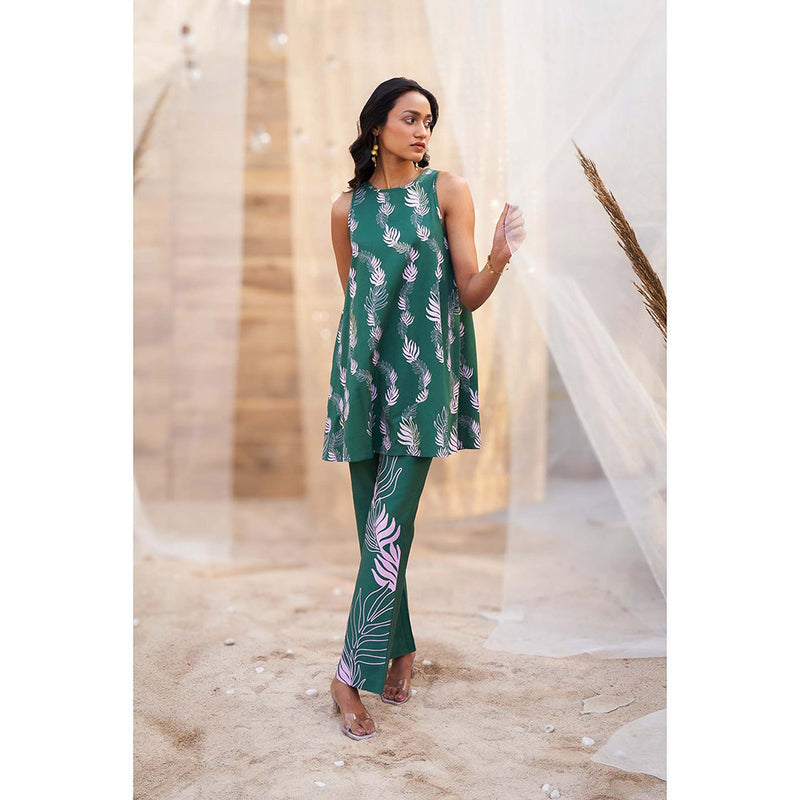 Charkhee Green Printed Sleeveless Co-Ord (Set of 2)