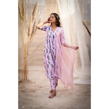 Charkhee Purple Printed Gathered V Neck Kurta with Pant and Dupatta (Set of 3)