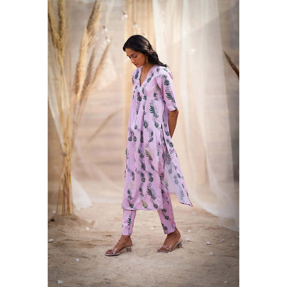 Charkhee Purple Printed Gathered V Neck Kurta with Pant and Dupatta (Set of 3)