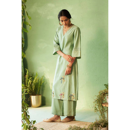 Charkhee Green Kinaara Kurta with Pant and Dupatta