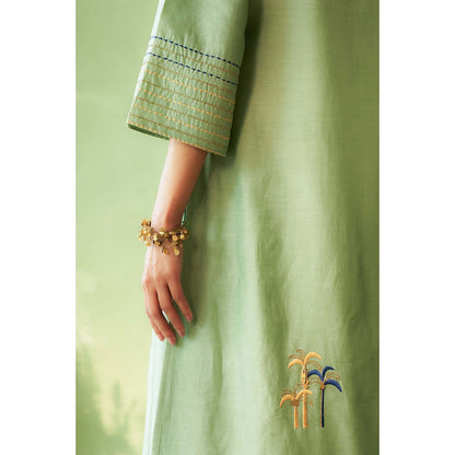 Charkhee Green Kinaara Kurta with Pant and Dupatta