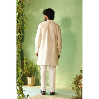 Charkhee Off-White Kurta with Pyjama