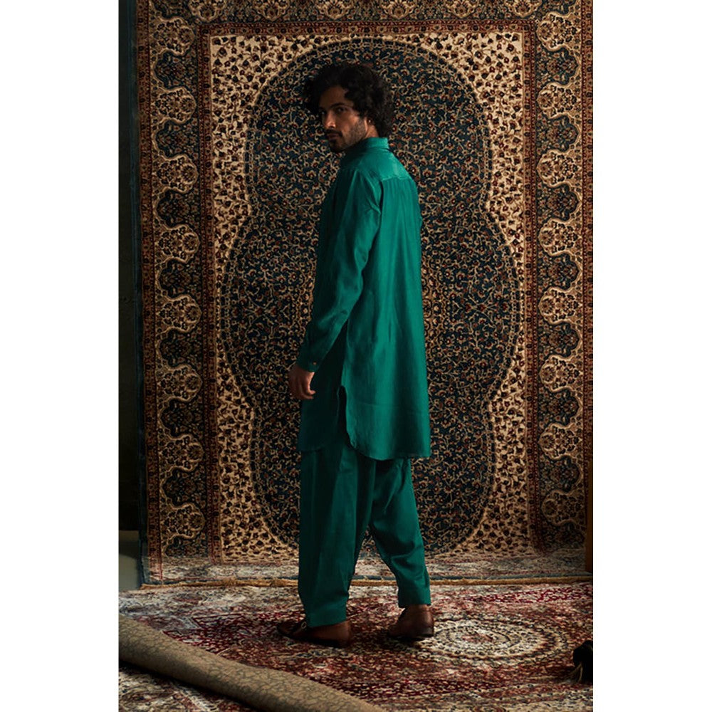 Charkhee Prarambh Pathani Set