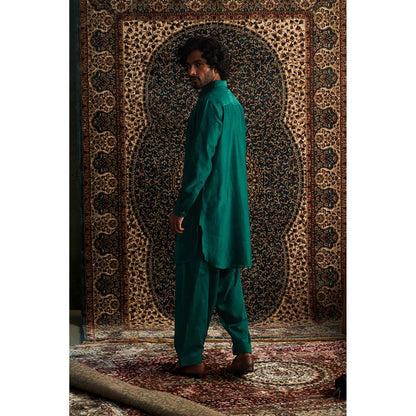Charkhee Prarambh Pathani Set