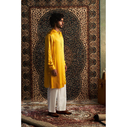 Charkhee Prarambh Embroidered Kurta and Pyjama