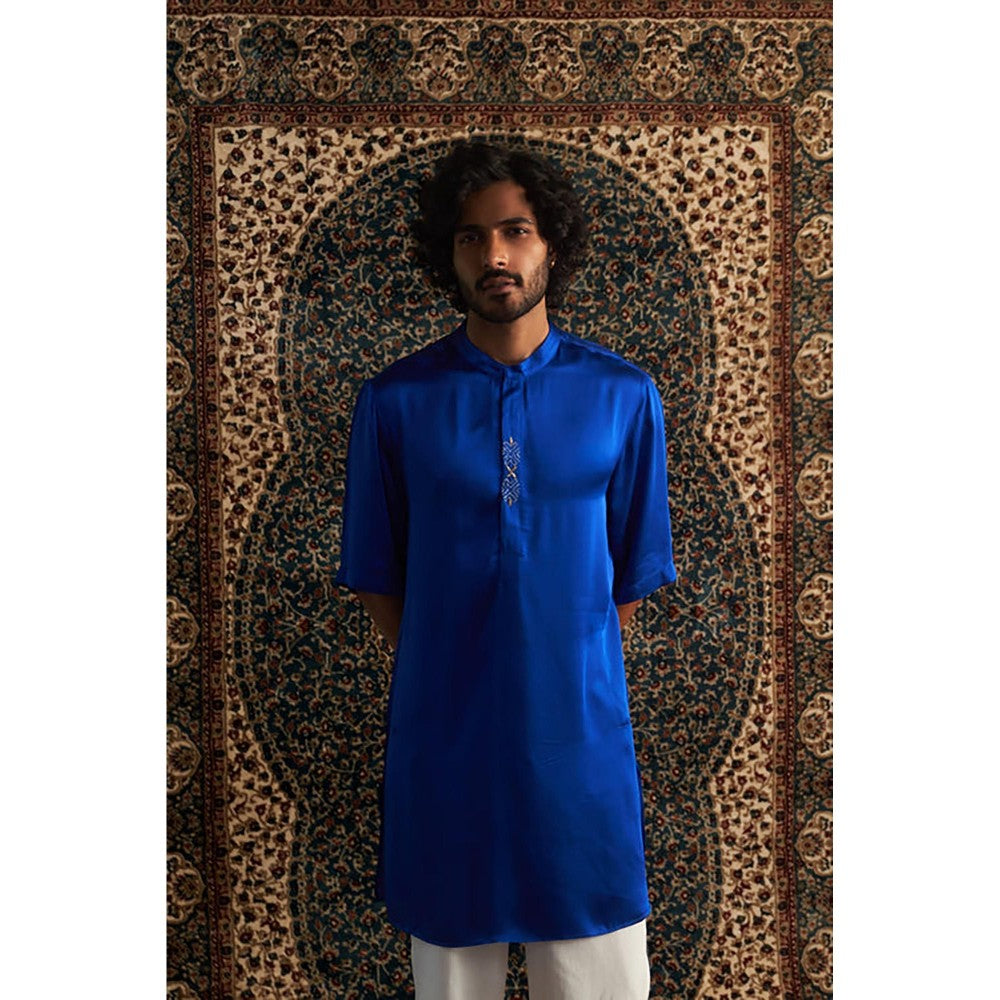 Charkhee Prarambh Blue Short Sleeve Kurta with Pyjama