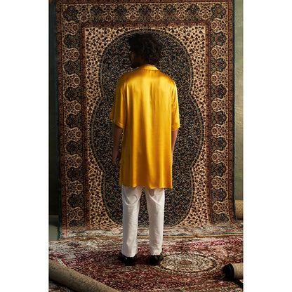 Charkhee Prarambh Short Sleeve Kurta with Pyjama