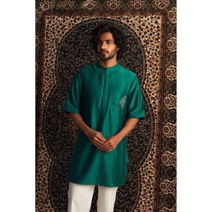 Charkhee Prarambh Short Sleeve Kurta with Pyjama