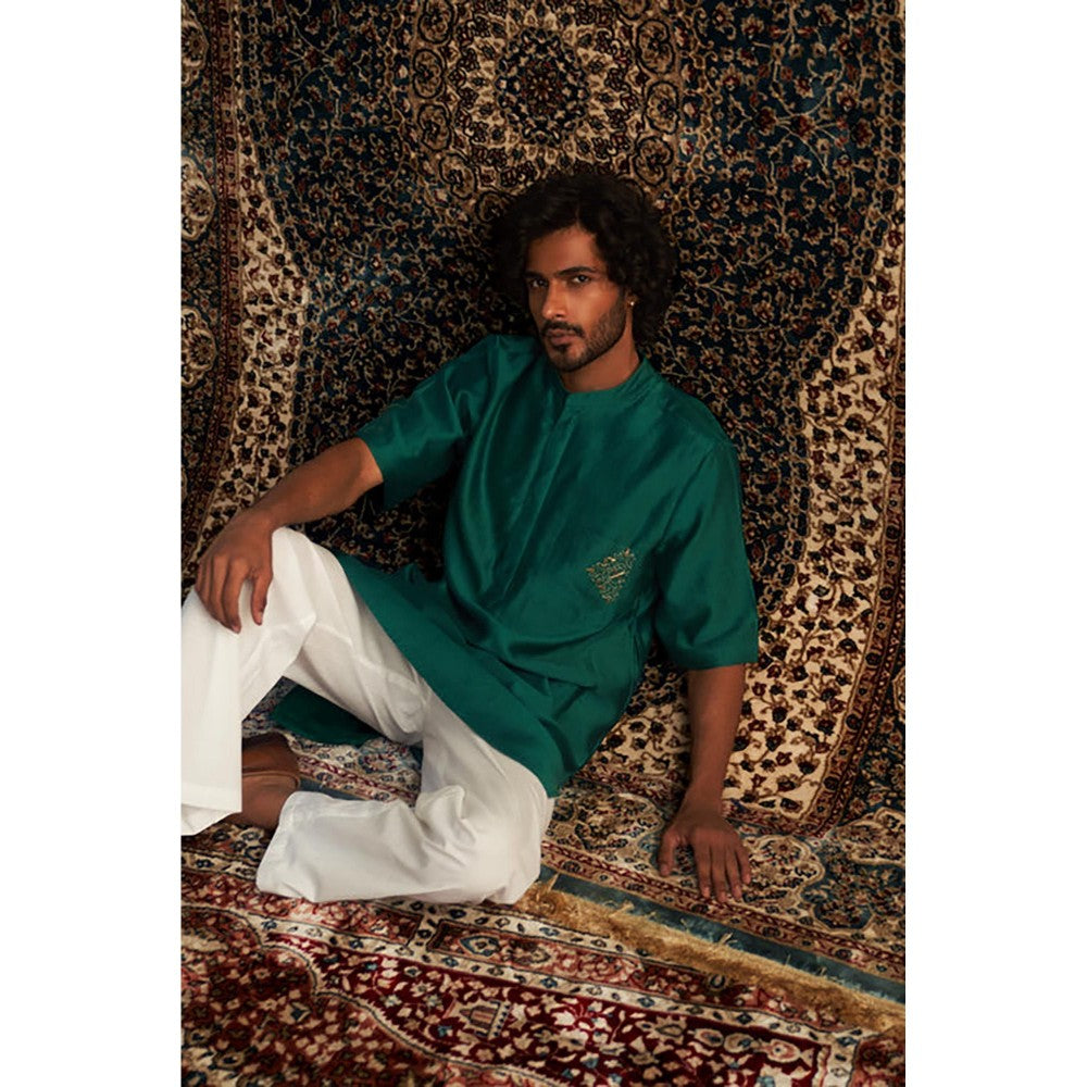 Charkhee Prarambh Short Sleeve Kurta with Pyjama