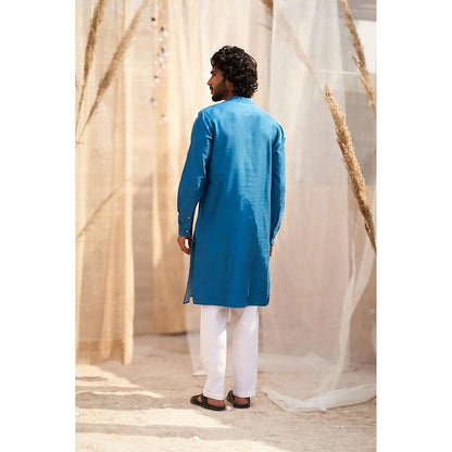 Charkhee Solid Ocean Blue Kurta with Pant