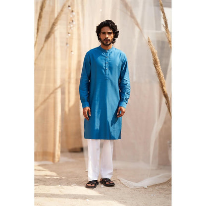 Charkhee Solid Ocean Blue Kurta with Pant