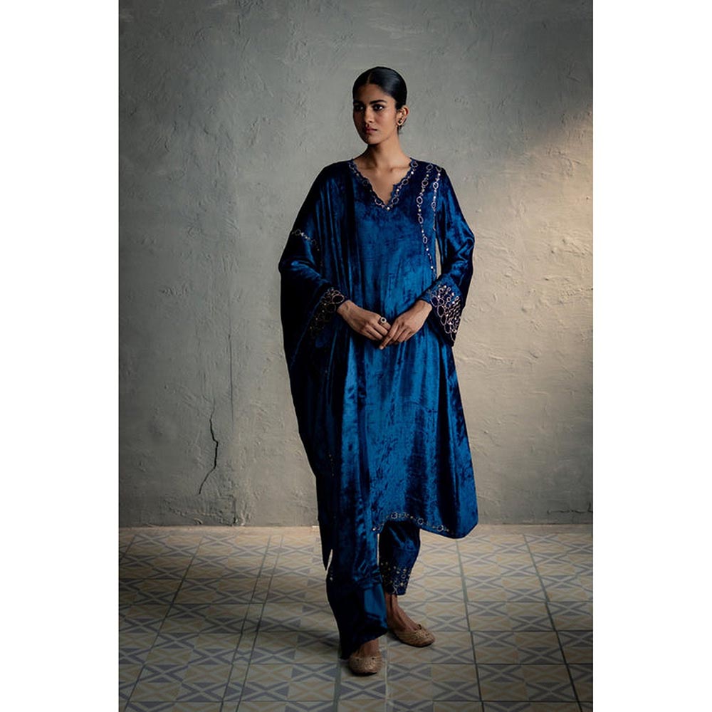 Charkhee Blue Phiran Style Kurta with Pant and Dupatta