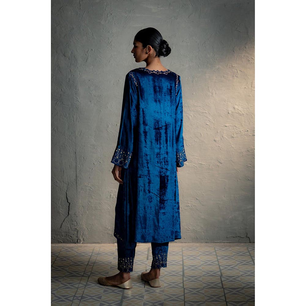 Charkhee Blue Phiran Style Kurta with Pant and Dupatta