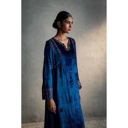 Charkhee Blue Phiran Style Kurta with Pant and Dupatta