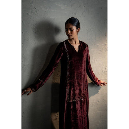 Charkhee Brown Velvet Straight Kurta with Pant and Dupatta