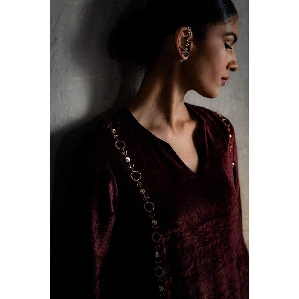 Charkhee Brown Velvet Straight Kurta with Pant and Dupatta