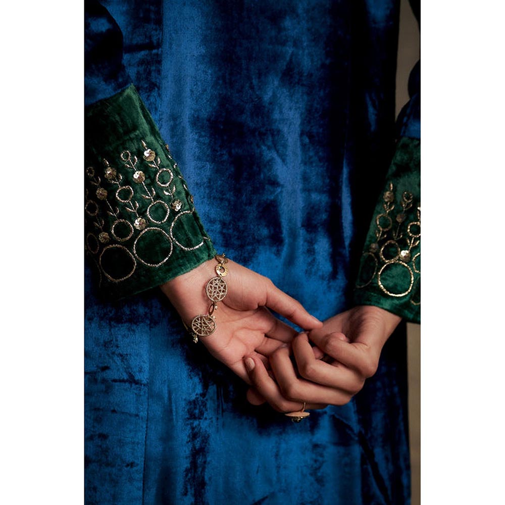 Charkhee Maaya Blue V Neck Kurta With Palazzo And Dupatta