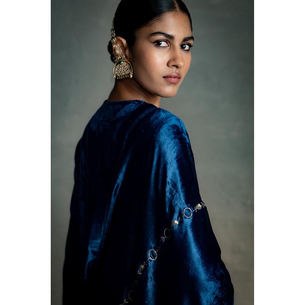Charkhee Maaya Blue V Neck Kurta With Palazzo And Dupatta