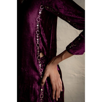 Charkhee Velvet Pink Kurta With Pant And Dupatta