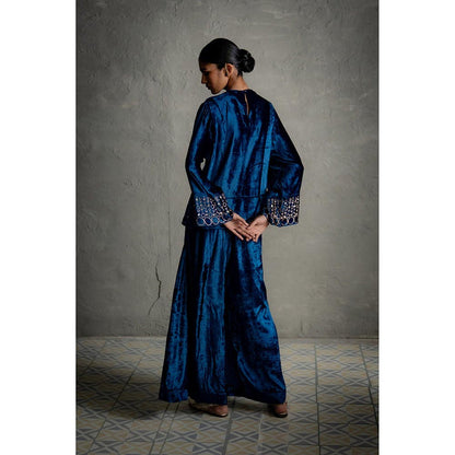 Charkhee Maaya Short Kurta With Pant