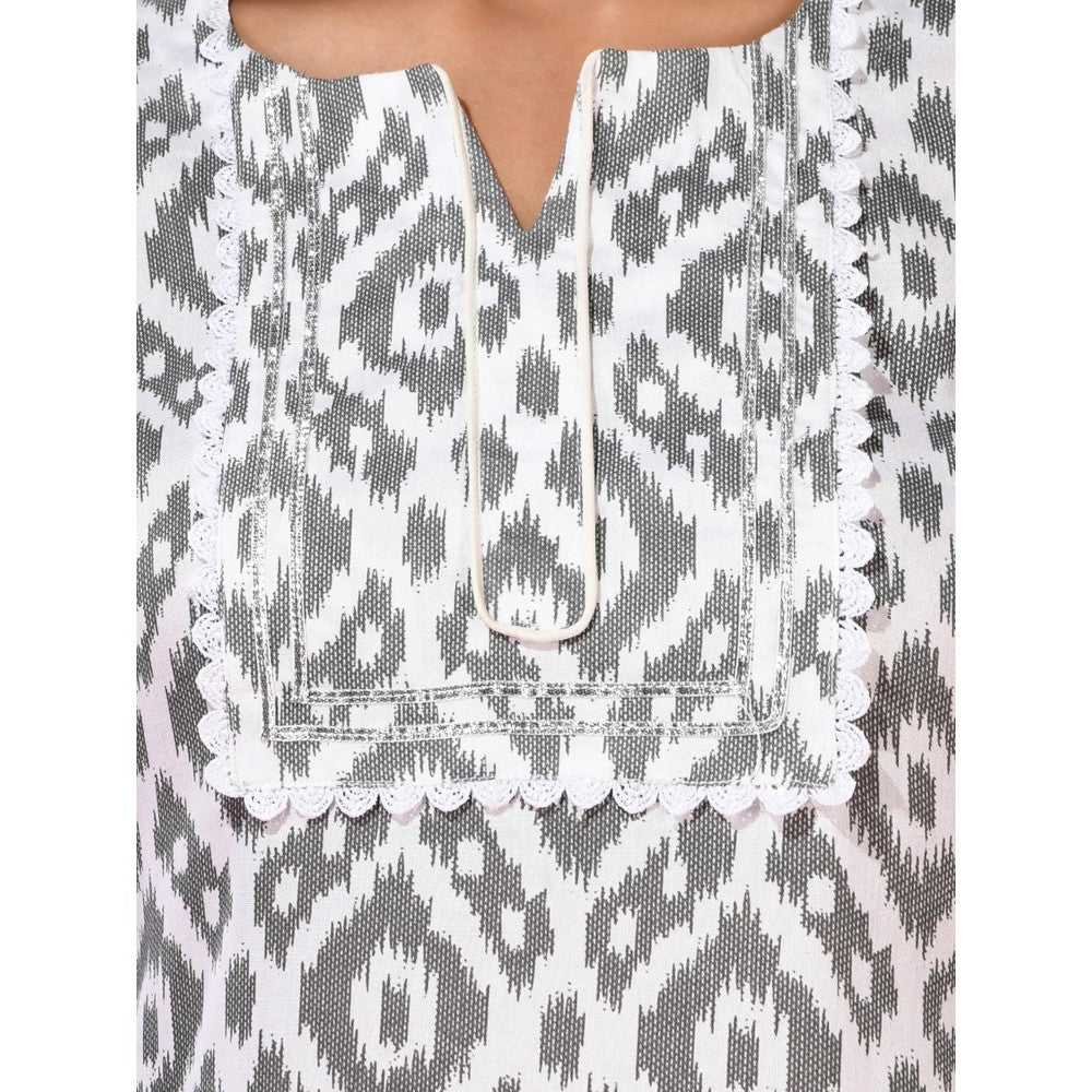 CHARUKRITI Black & White Printed Cotton Kurta