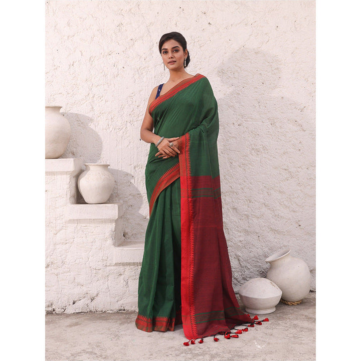 CHARUKRITI Green Pure Cotton Temple Border Saree with Unstitched Blouse