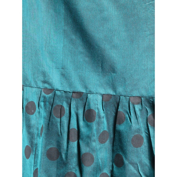 CHARUKRITI Teal Pure Cotton Solid Ruffle Saree with Unstitched Blouse