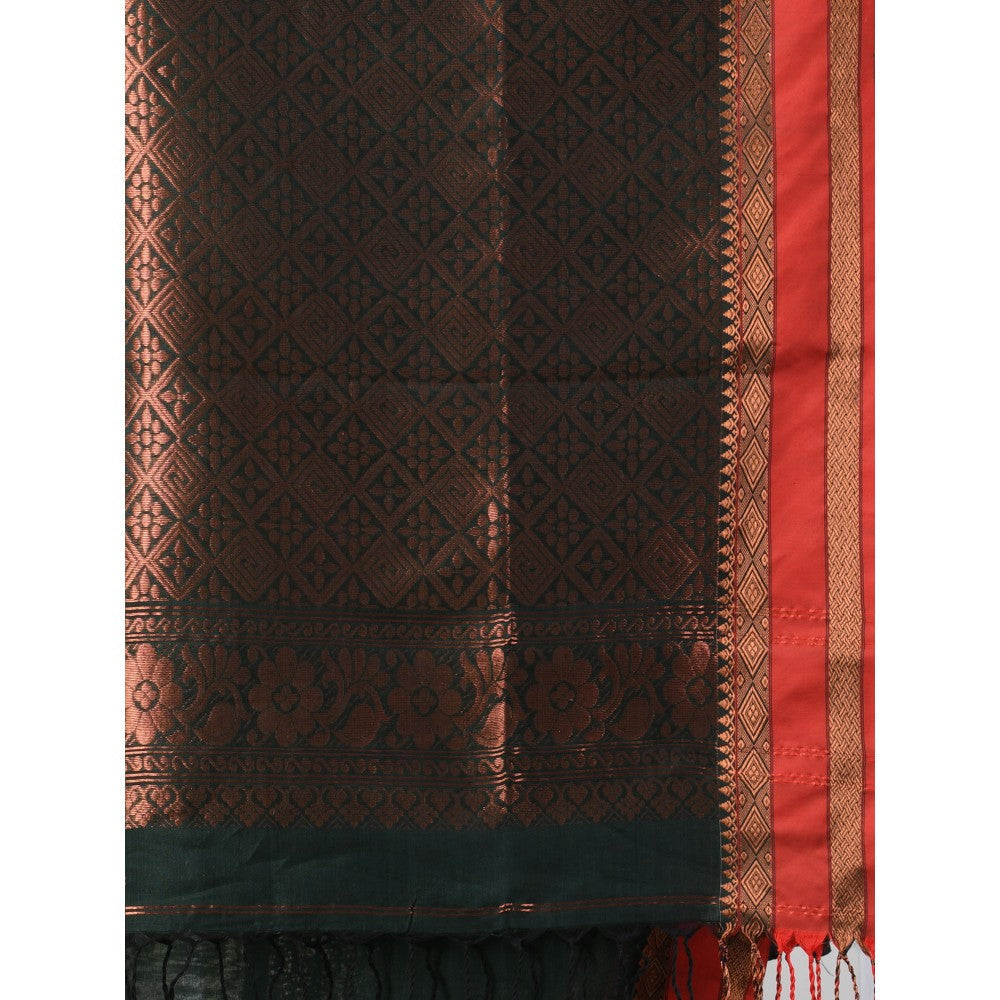 CHARUKRITI Bottle Green Silk Matka Soft Paisley Motifs Saree with Unstitched Blouse