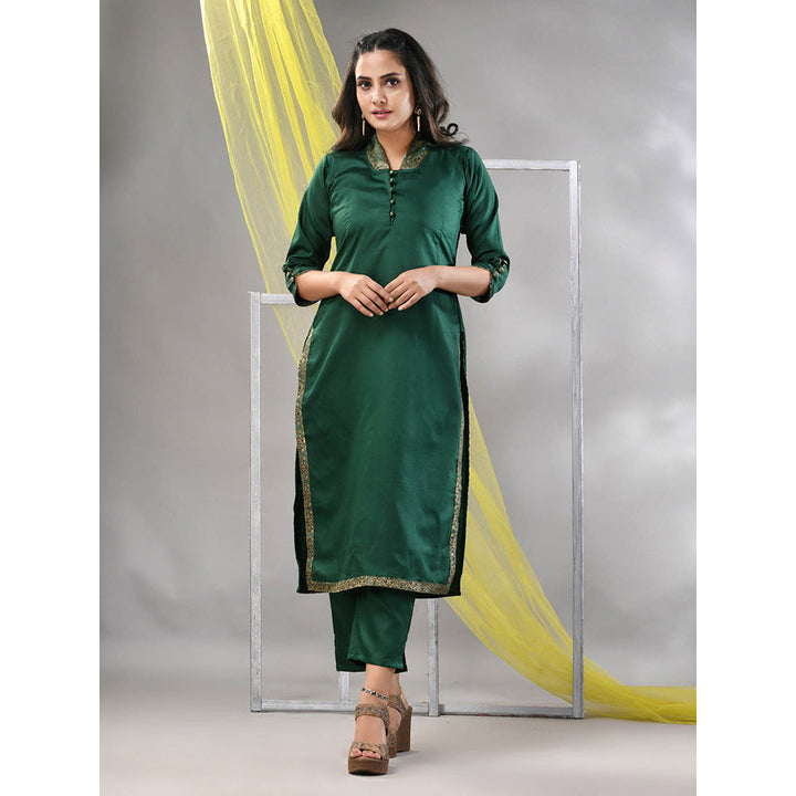 CHARUKRITI Green Satin Solid Straight Kurta with Pant (Set of 2)