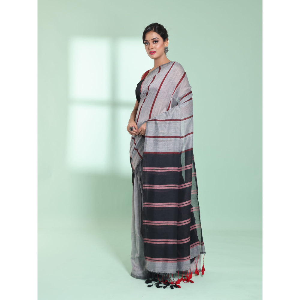 CHARUKRITI Grey Patli Pallu Cotton Saree with Stripes Design with Unstitched Blouse