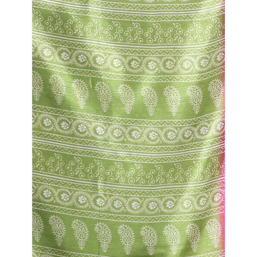 CHARUKRITI Green Silk Soft Paisley Print Saree with Unstitched Blouse