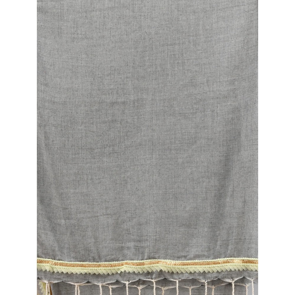 CHARUKRITI Grey Mul Cotton Gota Patti Border Saree Without Blouse