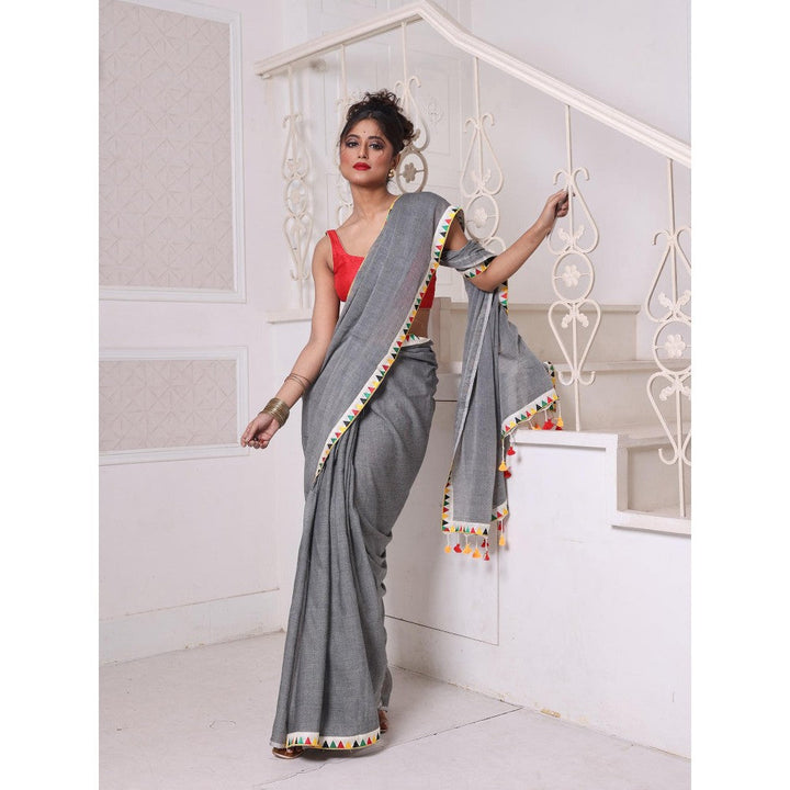 CHARUKRITI Patch Work Borders Grey Solid Mulmul Cotton Soft Saree Without Blouse