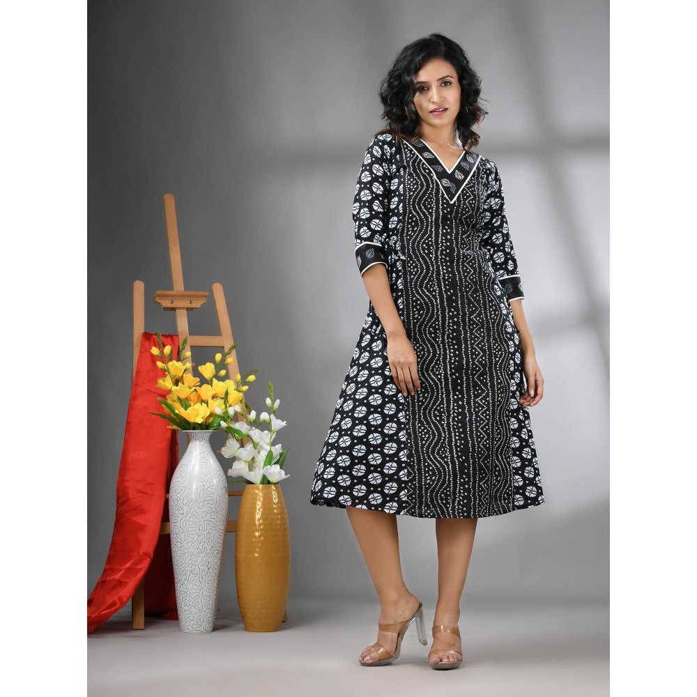 CHARUKRITI Black Cotton Bandhani Printed A-Line Ethnic Dress