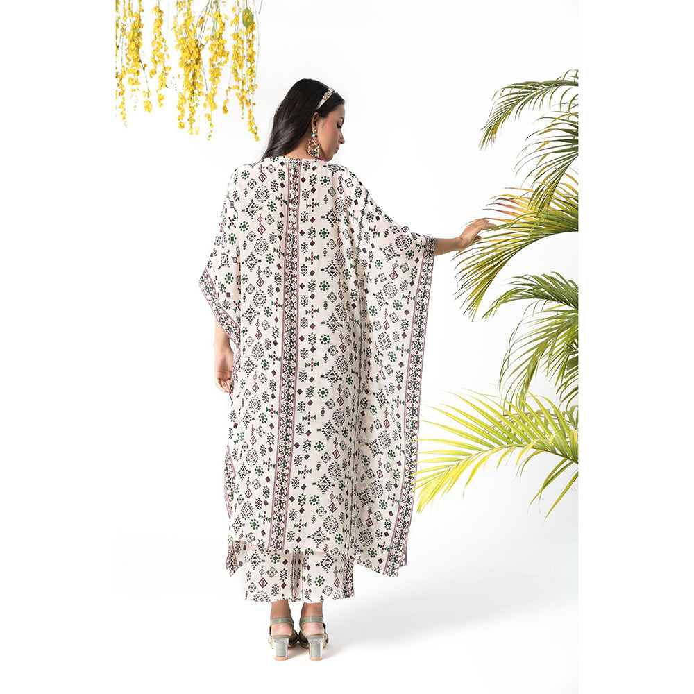 Chhavvi Aggarwal Ivory Printed Kaftan (Set of 2)