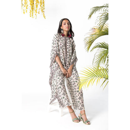 Chhavvi Aggarwal Ivory Printed Kaftan (Set of 2)