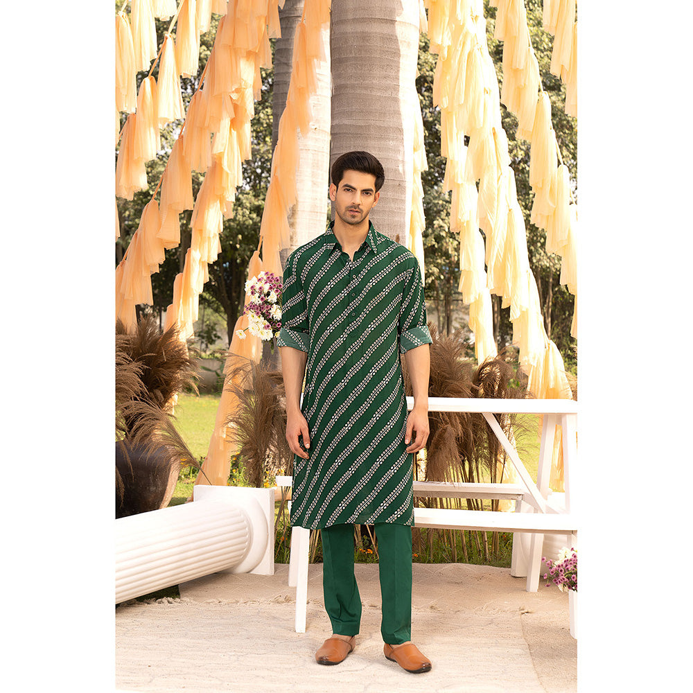 Chhavvi Aggarwal Bottle Green Printed Kurta (Set of 2)