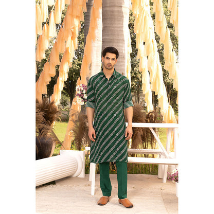 Chhavvi Aggarwal Bottle Green Printed Kurta (Set of 2)