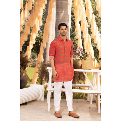 Chhavvi Aggarwal Red Bootie Printed Kurta (Set of 2)