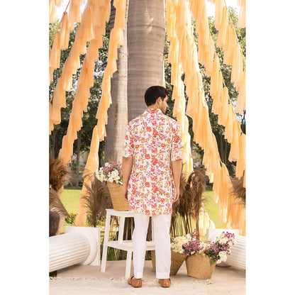 Chhavvi Aggarwal Off White Kurta (Set of 2)