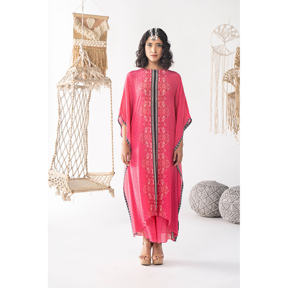 Chhavvi Aggarwal Pink Printed Kaftan (Set of 2)