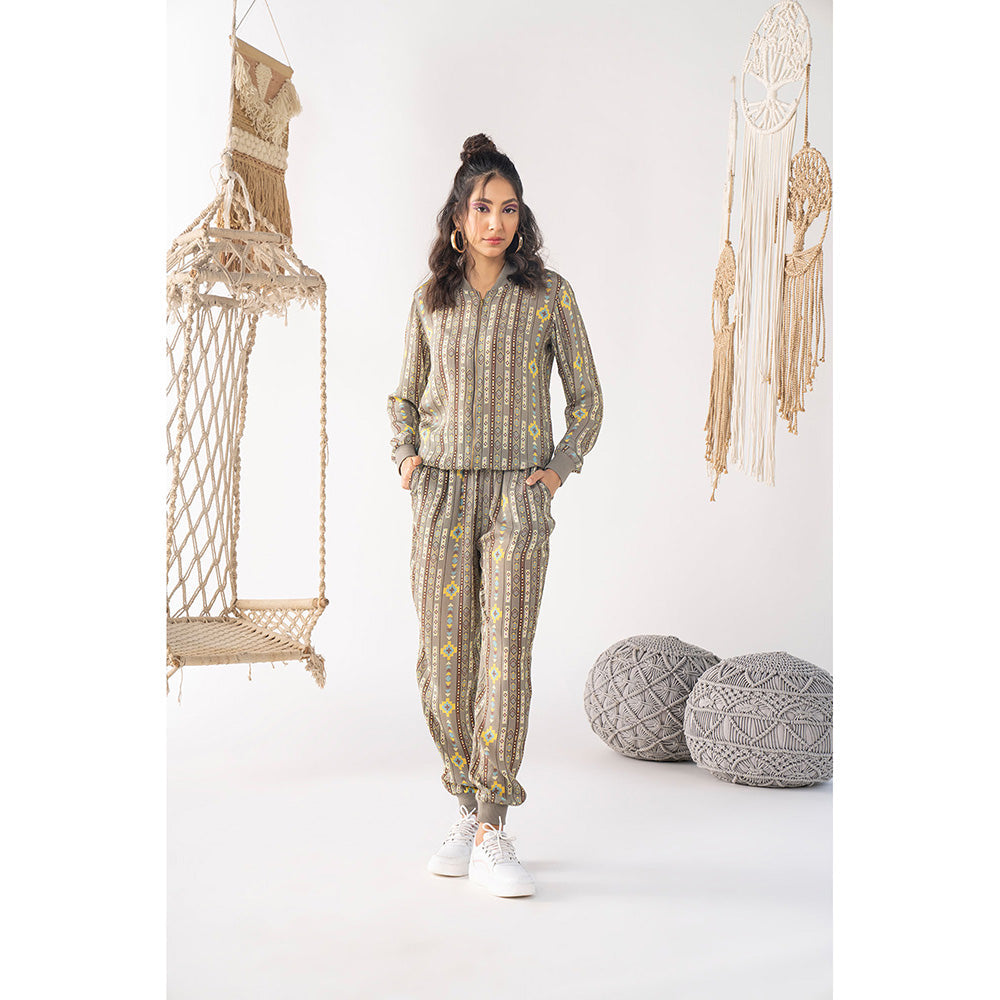 Chhavvi Aggarwal Grey Printed Jogger (Set of 2)