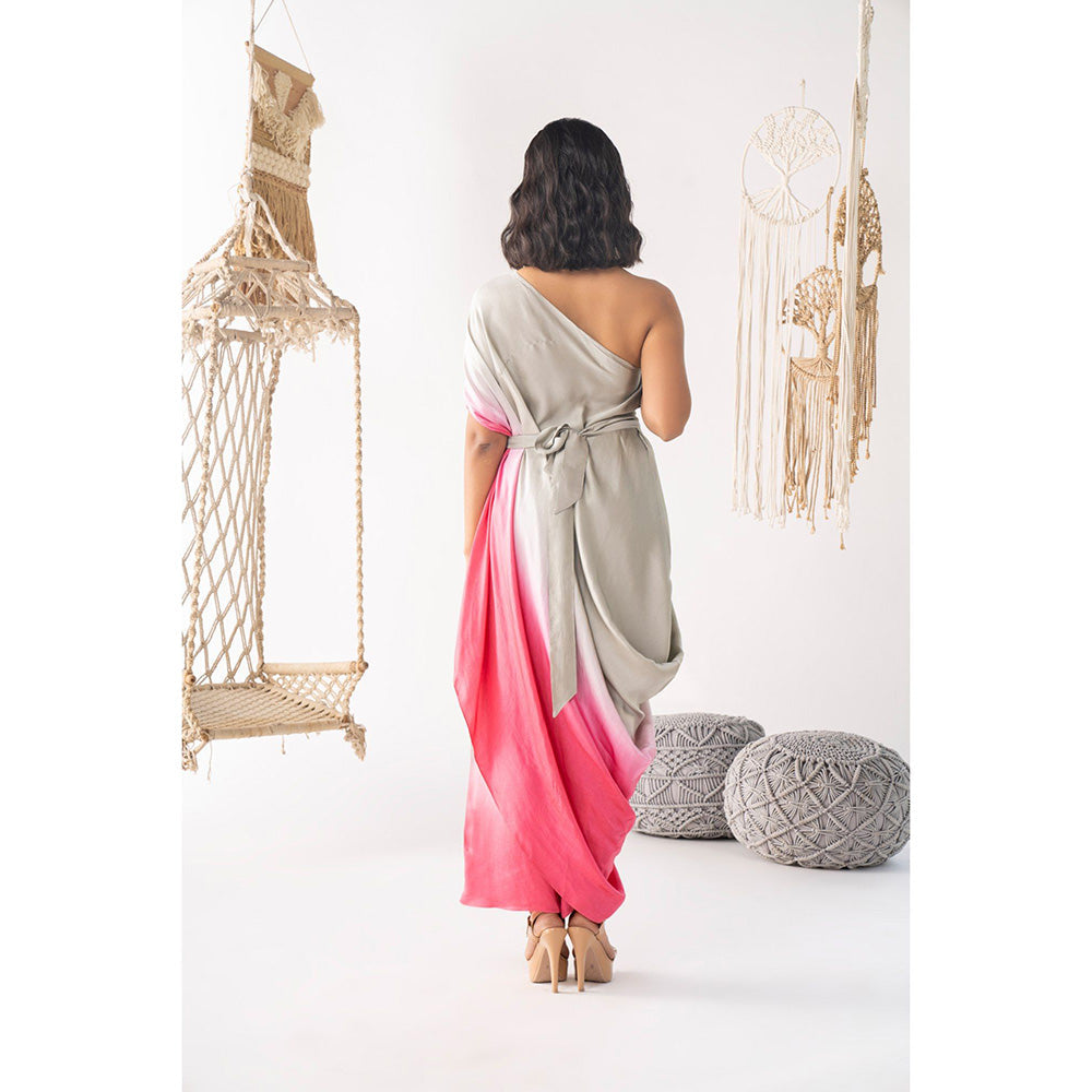 Chhavvi Aggarwal Women Ombre Multi-Color Tunic with Palazzo & Belt (Set of 3)