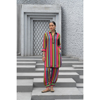 Chhavvi Aggarwal Women Printed Multi-Color Kurta with Salwar (Set of 2)