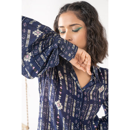 Chhavvi Aggarwal Women Printed Navy Blue Kurta with Pant (Set of 2)