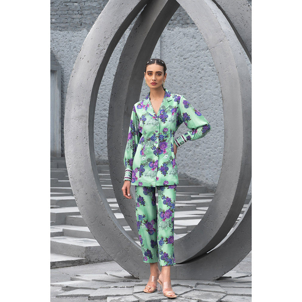 Chhavvi Aggarwal Women Floral Green Jacket with Pant (Set of 2)