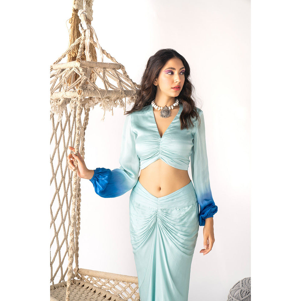 Chhavvi Aggarwal Women Ombre Blue Crop Top with Skirt (Set of 2)