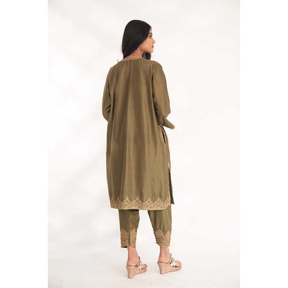 CHHAYA MEHROTRA Green Satya Kurta with Pant (Set of 2)